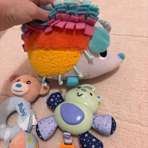 Baby toys like new, pack of 5 pieces
