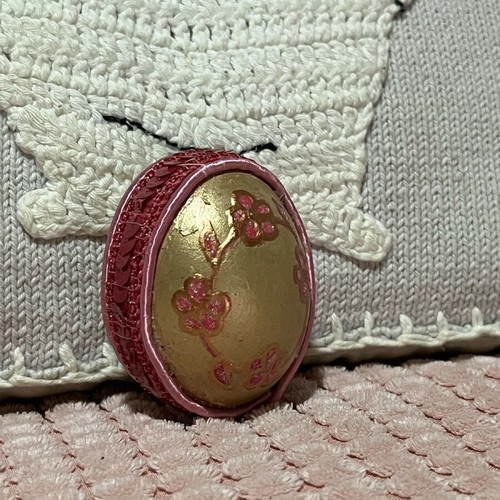 Easter egg used handmade with crochet and beads