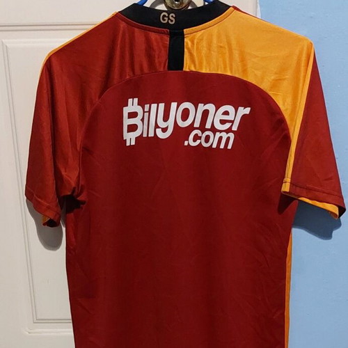 Galatasaray training jersey authentic like new (large)