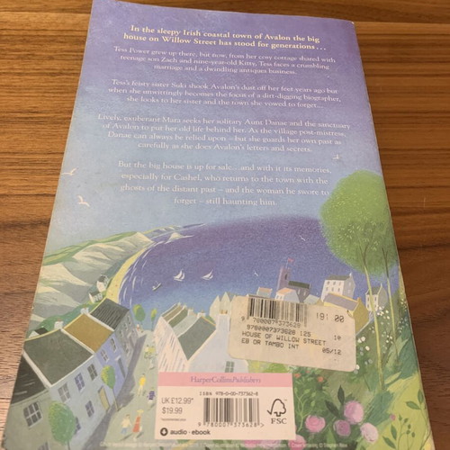 The House on Willow Street by Cathy Kelly used, English paperback