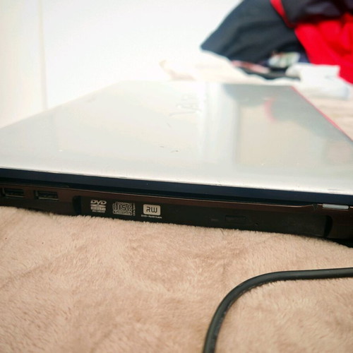 Sony Vaio PCG-61611 laptop 15.6" LED screen, 4GB RAM, 128GB SSD, Windows 10