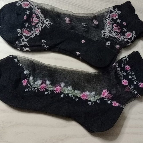 Low socks with embroidery and black transparency, 2 pairs new