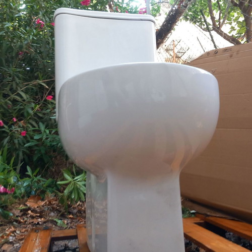 Ideal Standard toilet bowl with cistern used, porcelain, working mechanisms