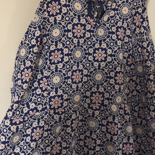 Enzzo blouse with straps like new, size M, multicolor