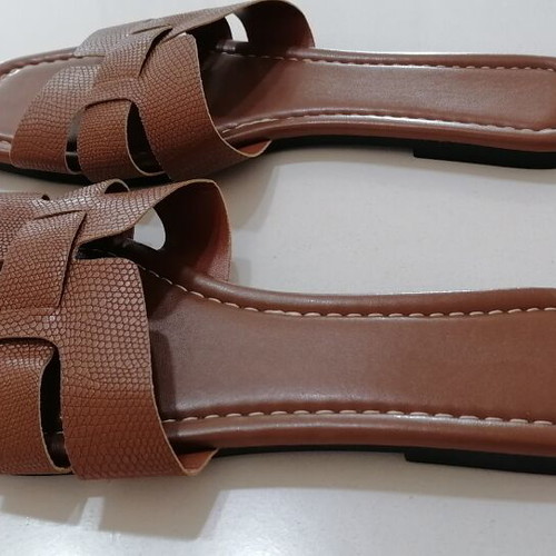 Flat slippers size 38 new, tan color