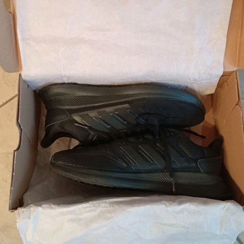 Adidas black trainers like new, size 38