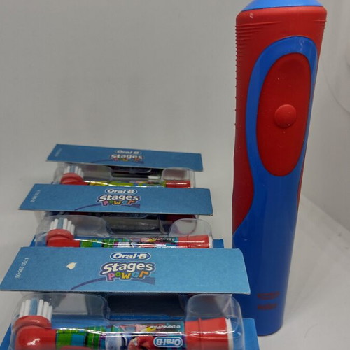 Oral-B Kids electric toothbrush set with 6 sealed McQueen Cars replacement heads