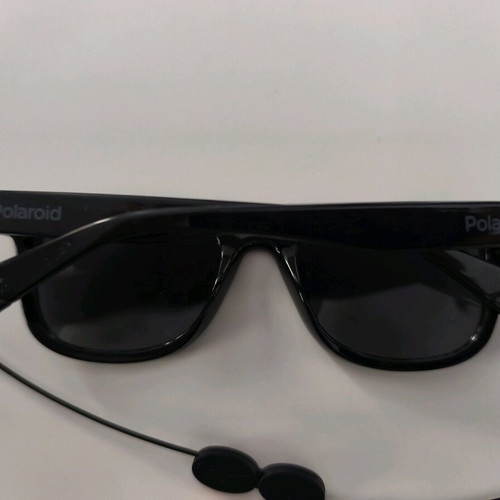 Polaroid sunglasses black kids like new with strap