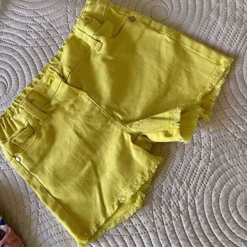 Girls' clothing set like new, 2 dresses and 2 shorts for 4-5 years old