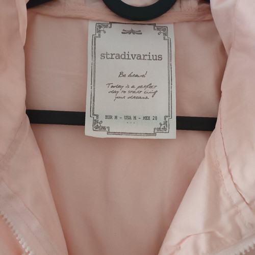 Light pink parka in excellent condition