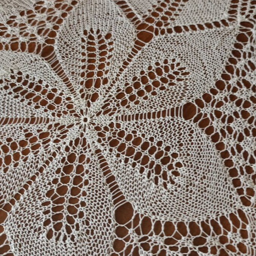 Handmade white crochet table runner 1.10x0.60 like new
