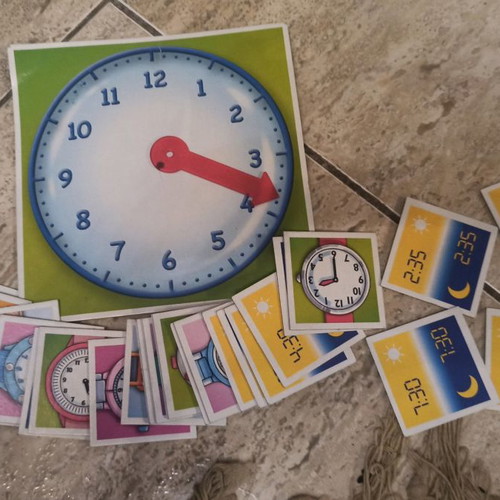 Educational game Learn the time used