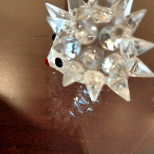 Crystal hedgehog miniature like new