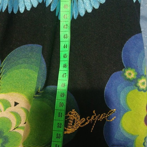 Desigual skirt like new, multicolor, size M