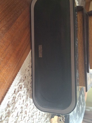 Turbo-x portable Bluetooth speaker opus like new