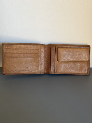 Tommy Hilfiger leather men's wallet used, tan color