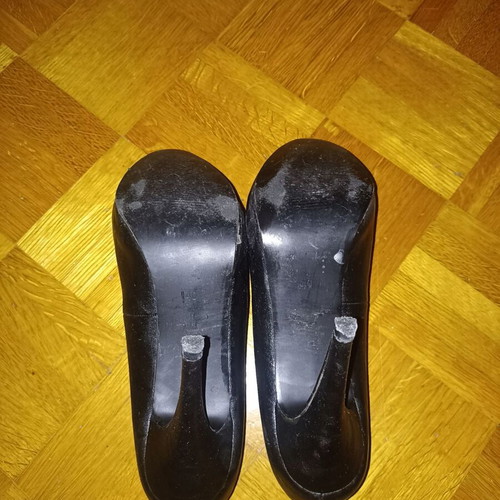 Voi & Noi black pumps size 40 like new