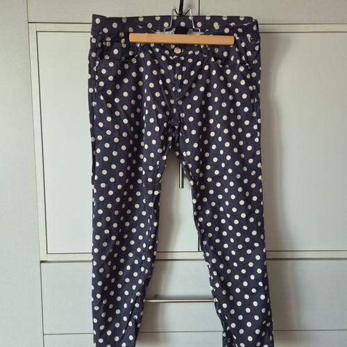 Marina Yachting low-rise capri pants like new, size 30, polka dot