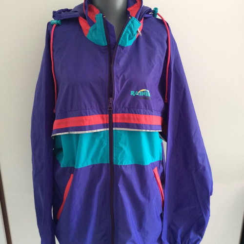 Adidas vintage windbreaker bright purple size S unisex used