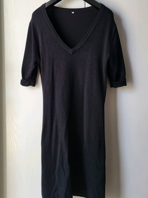 Vintage midi dress black like new, size M