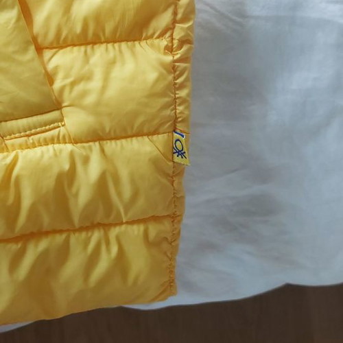 Benetton sleeveless jacket 11-12 years like new, yellow