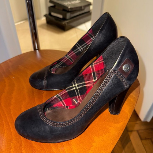 Tommy Hilfiger pumps used with round toe, size 38, black and brown
