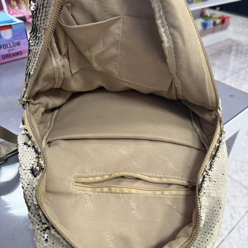 Backpack bag like new with multiple zippered compartments