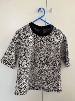 Sarri collection t-shirt size M