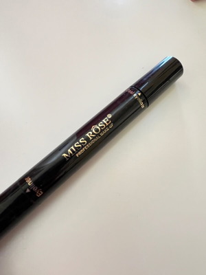 Miss Rôse Professional Eyeliner & Seal like new, black