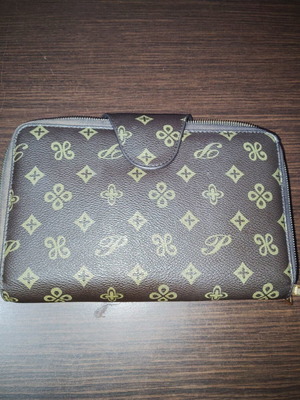Bag Wallet like new, brown with multiple compartments