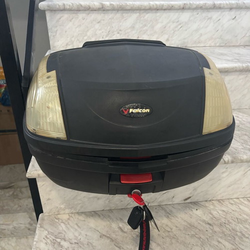 Falcon scooter top case used with two keys and mounting base