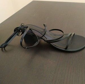 Ancient Greek sandals δετά λίγο τακούνι