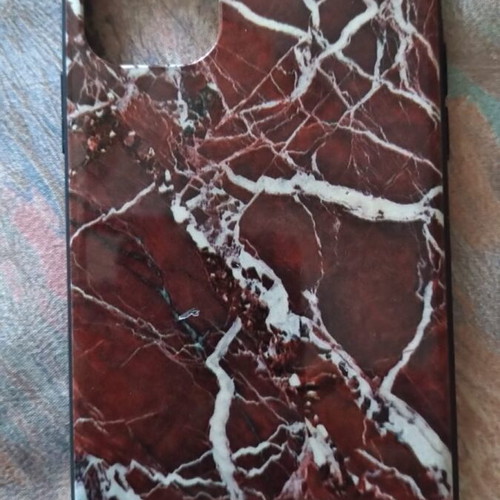 iPhone 11 case with marble-style design like new