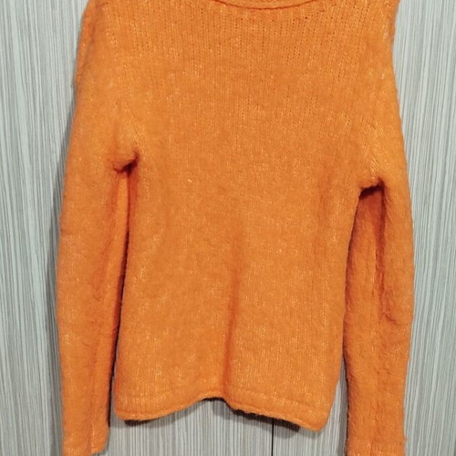 Zara orange sweater small, used