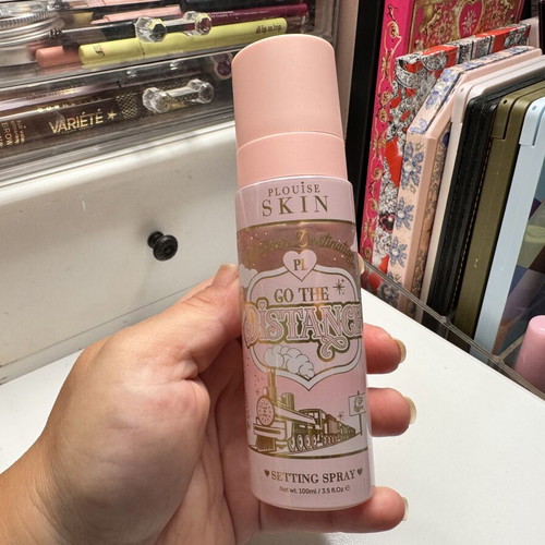 Plouise Go The Distance Setting Spray new