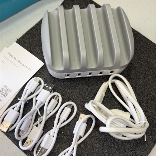 Orico DUK-5P-EU-WH 5-port USB charger with stand new