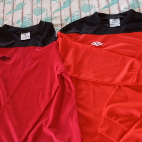 Umbro long-sleeve sports shirts set of 2, size 10-11 years