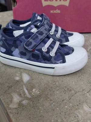 Levi's canvas sneakers size 26 like new, blue