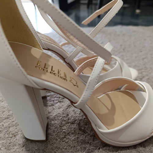 Ellen white sandals size 39 like new, suitable for bride