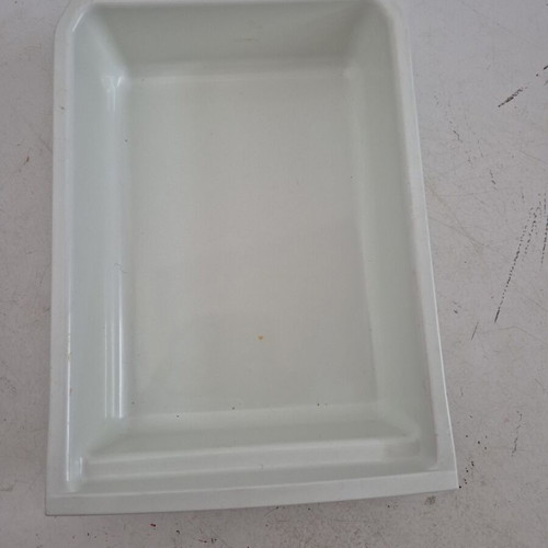 Vintage plastic ice cube tray, white