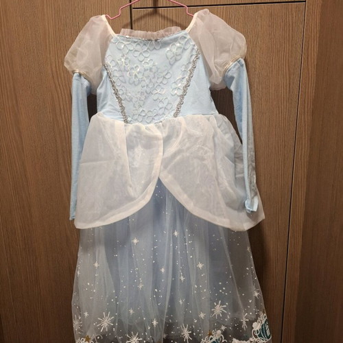 Cinderella costume like new, size up to 115cm