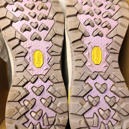 Karrimor Spiral Ladies Waterproof Hiking Shoes like new, Vibram sole, size 40