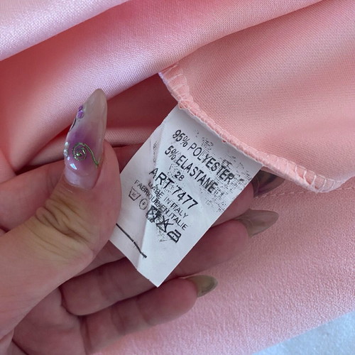 Baby pink dress like new with built-in cups and zipper