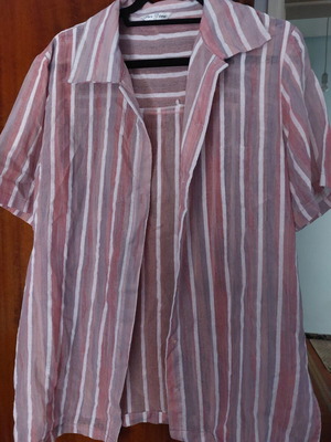 Pink striped shirt like new, size XL