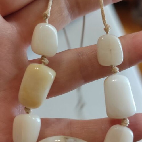 Summer necklace used with beige beads and cord