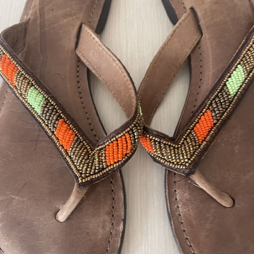 Slippers used size 36 beige