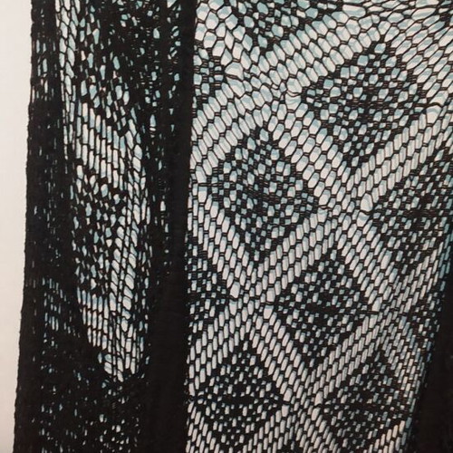 Knitted kimono like new, black with fringes