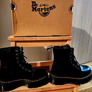 Dr.Martens Jadon black No.37