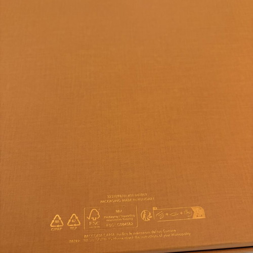 Louis Vuitton empty box new, 31x21.5 cm