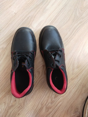 BSAFE Toledo BS Low work shoes like new, size 43, black
